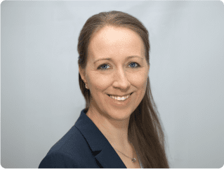 Christine Nicoll headshot.